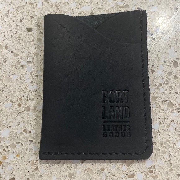 Portland Leather Handbags - Portland Leather Goods brand new card holder. Smooth black.
